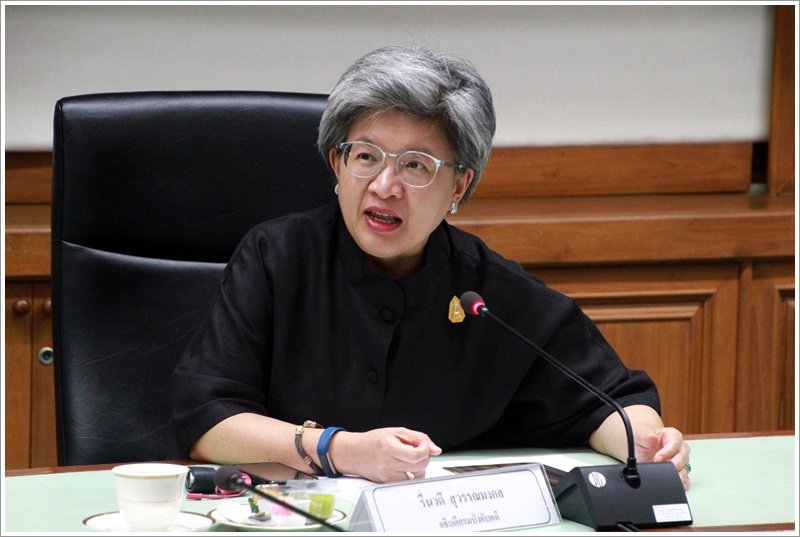 ﻿กรมบังคับคดีประชุมร่วมกับคณะของสำนักงานทรัพย์สินส่วนพระมหากษัตริย์